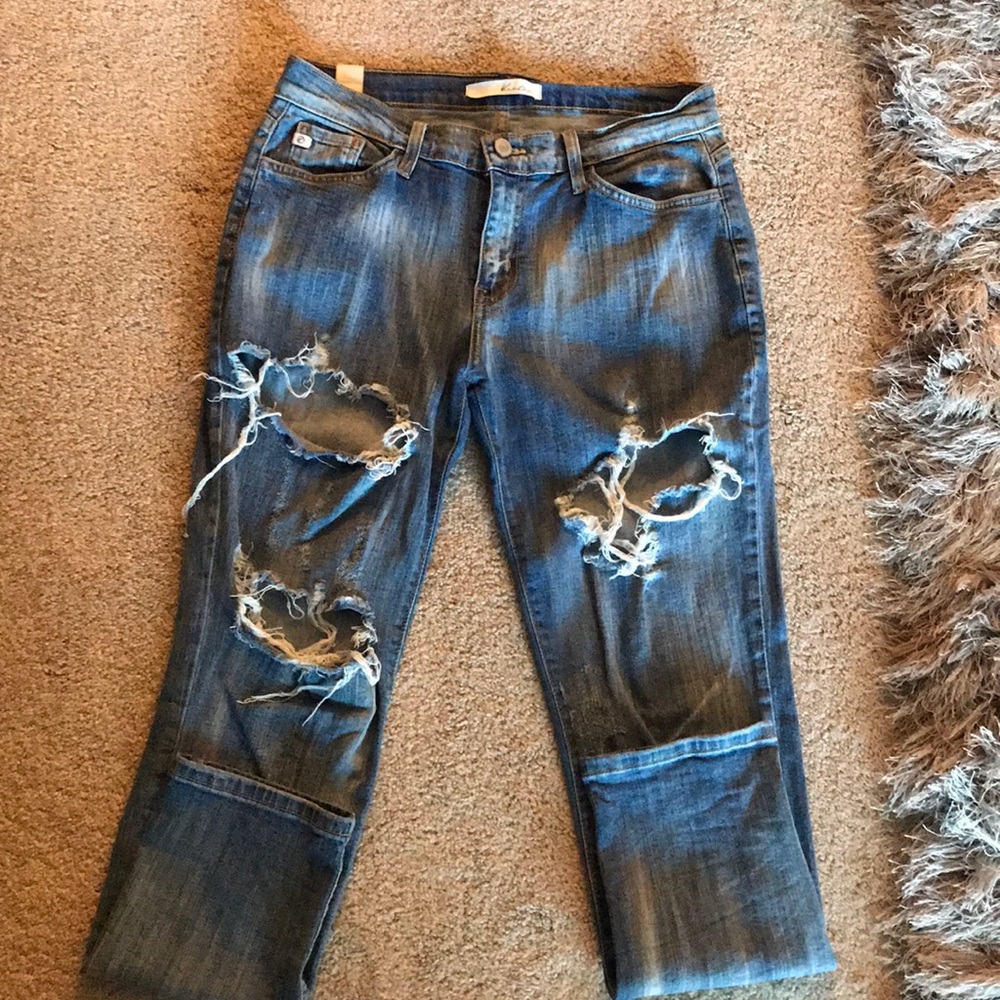 Buckle jeans